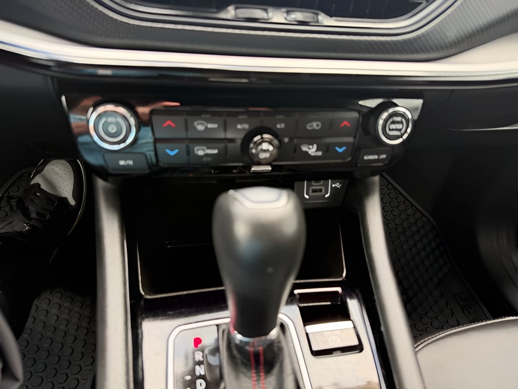 2025 Jeep Compass Trailhawk - Photo 22