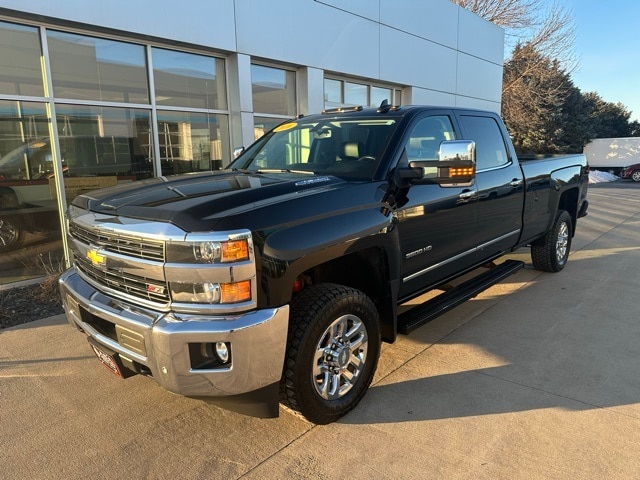 Used 2016 Chevrolet Silverado 3500HD LTZ with VIN 1GC4K0C87GF190707 for sale in Jackson, Minnesota