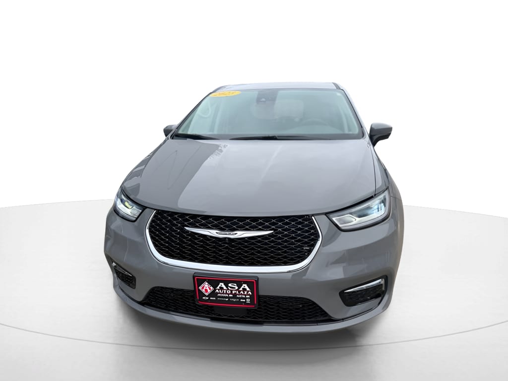 Used 2023 Chrysler Pacifica Touring L with VIN 2C4RC1BG0PR526403 for sale in Jackson, Minnesota