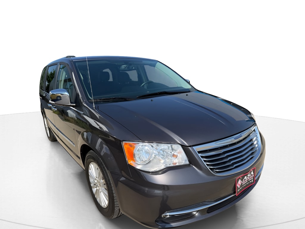 Used 2016 Chrysler Town & Country Limited Van LWB Passenger Van