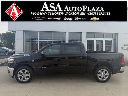 2026 Ram 1500 BIG HORN CREW CAB 4X4 5'7 BOX Pickup