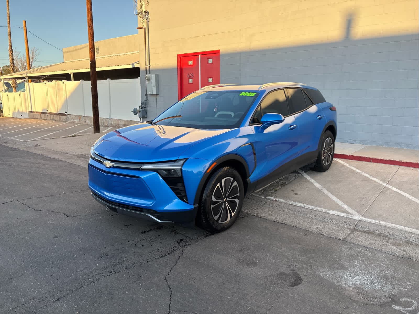Used 2025 Chevrolet Blazer EV LT with VIN 3GNKDGRJ8SS125641 for sale in Safford, AZ