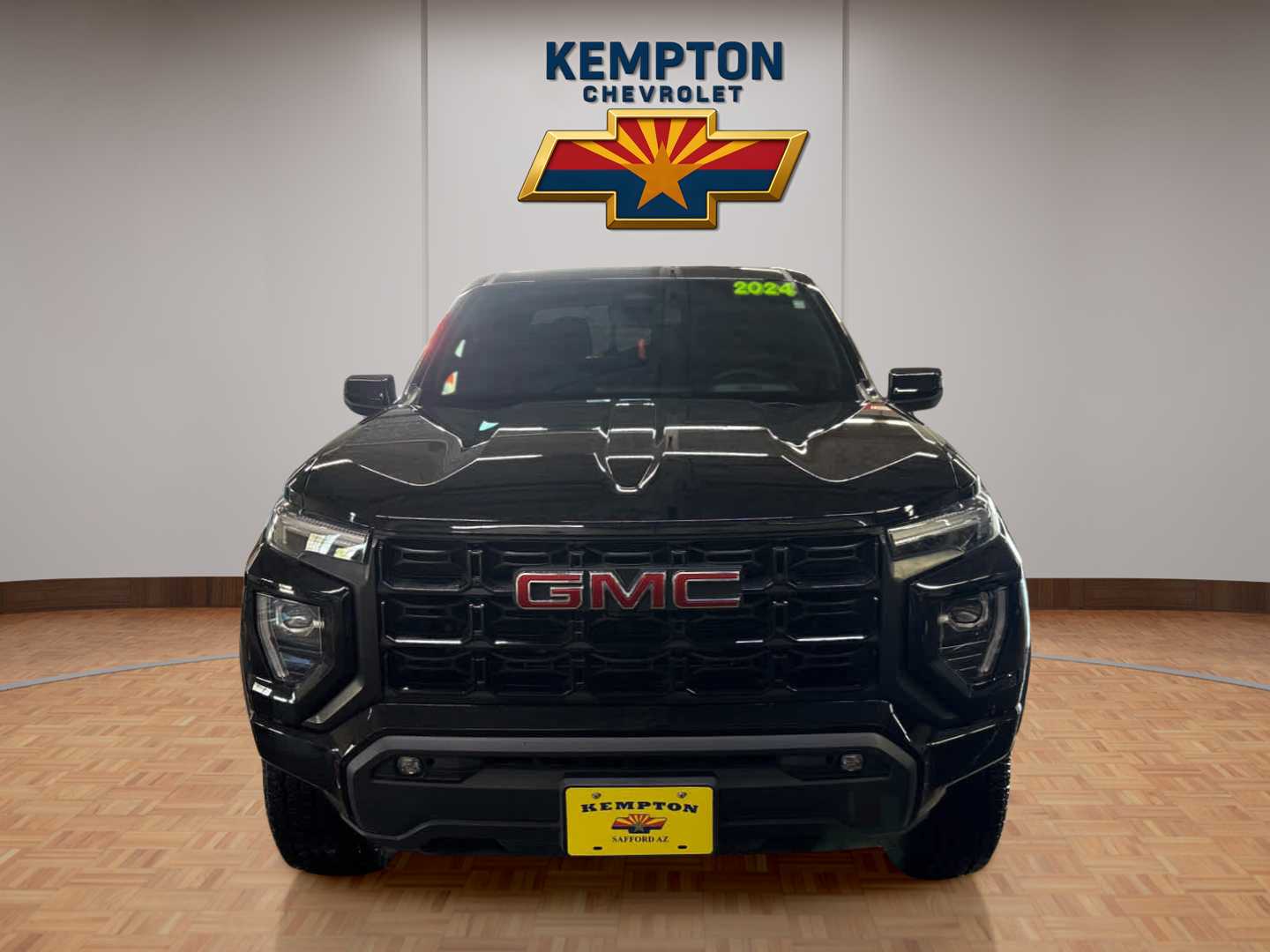 2024 GMC Canyon 2WD Elevation Crew Cab Short Box's photo