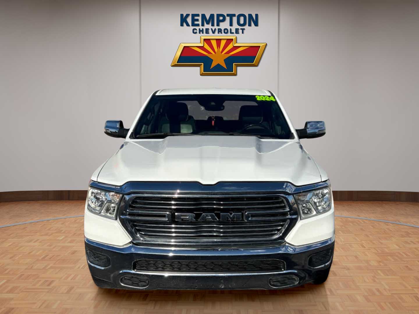 2024 RAM 1500 Laramie 4x4 Crew Cab 5'7's photo