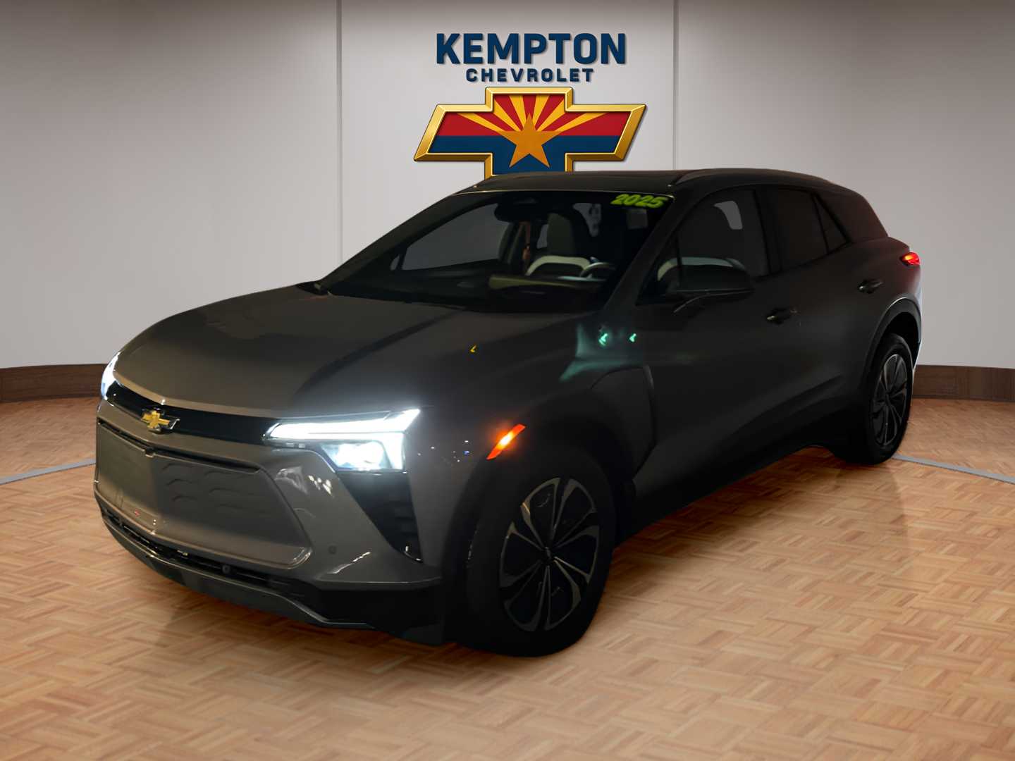 Used 2025 Chevrolet Blazer EV LT with VIN 3GNKDKRJ5SS122201 for sale in Safford, AZ