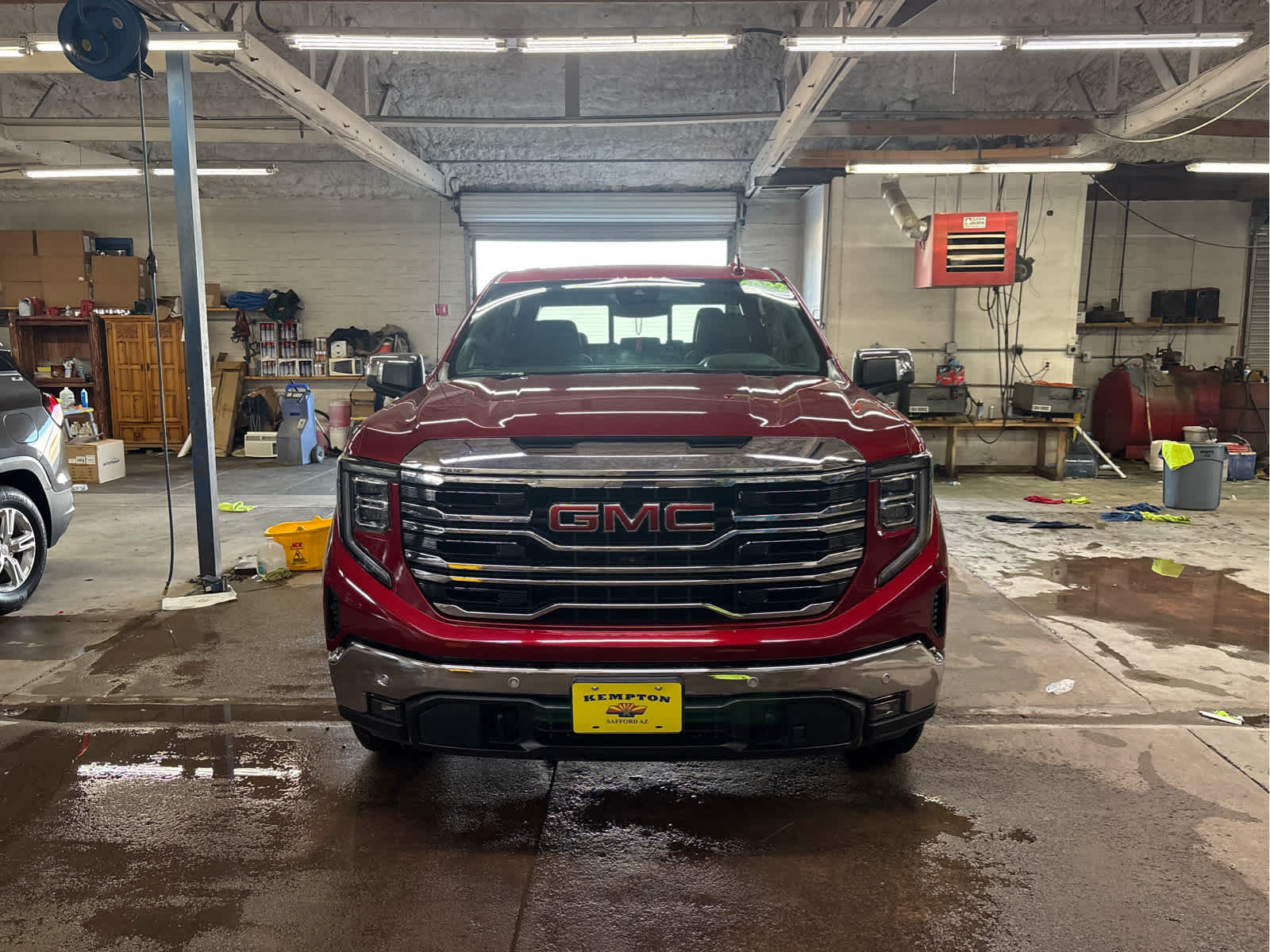 2022 GMC Sierra 4WD Crew Cab Short Box SLT's photo