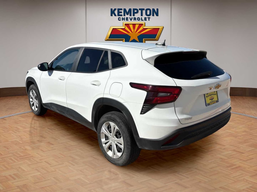 Used 2024 Chevrolet Trax LS SUV