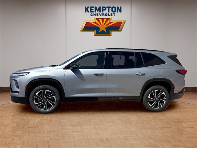 2025 Buick Enclave Sport Touring photo 3