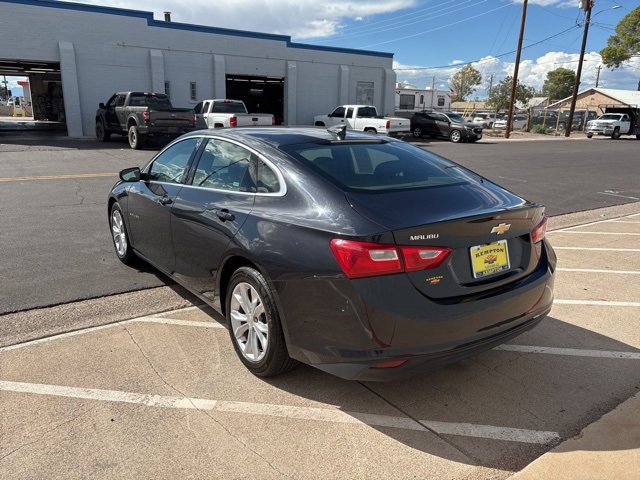2023 Chevrolet Malibu 1LT photo 2