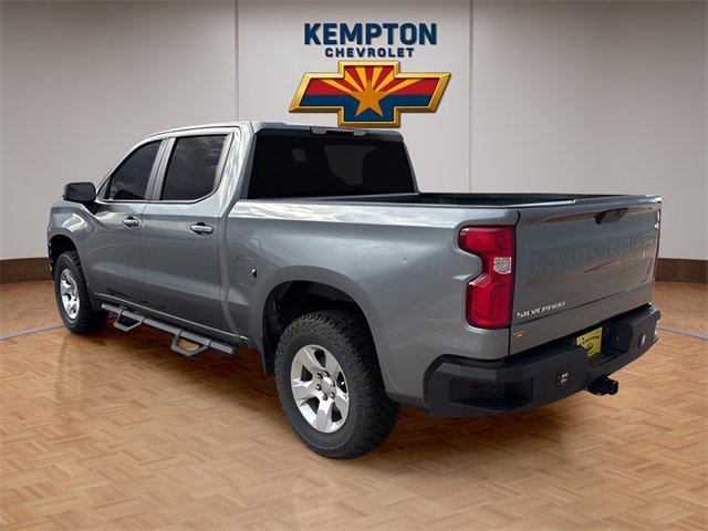2021 Chevrolet Silverado 1500 RST photo 3