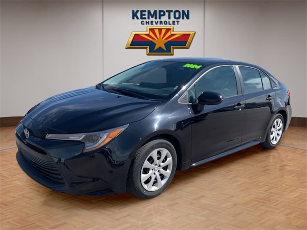 Used 2024 Toyota Corolla LE