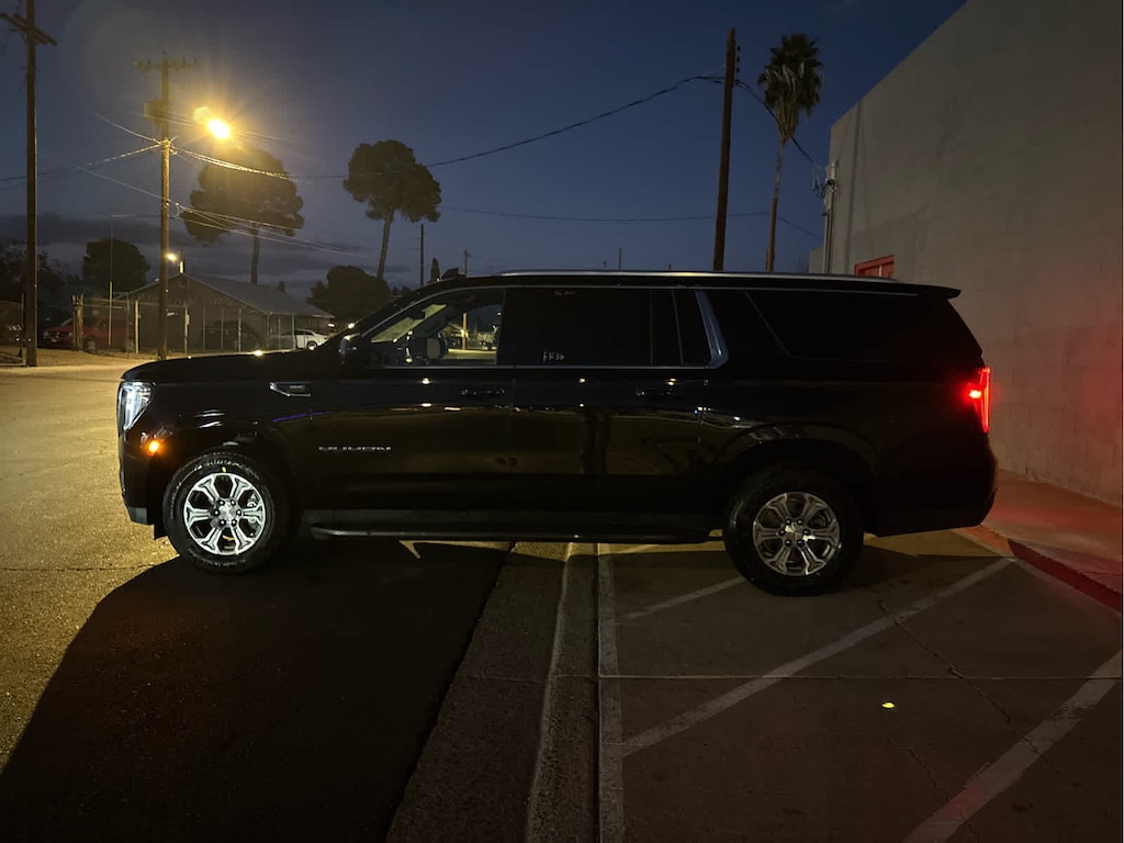 Used 2023 GMC Yukon XL SLE SUV