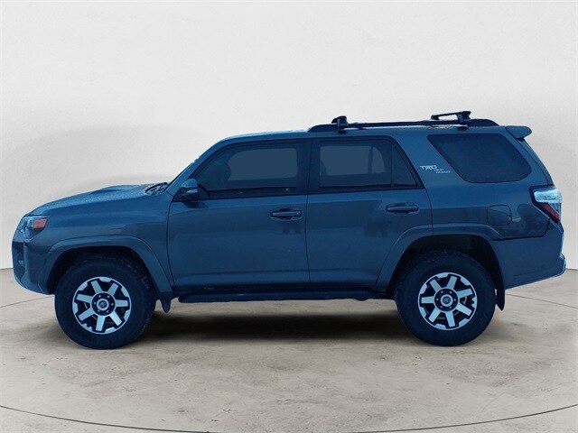 2021 Toyota 4Runner TRD Off-Road Premium photo 2