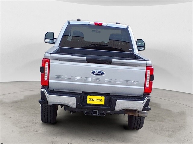 2024 Ford F-350 photo 4