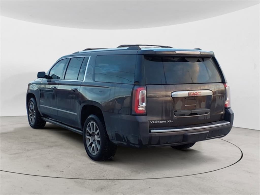 Used 2018 GMC Yukon XL Denali SUV