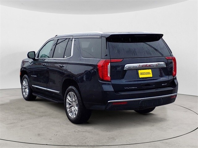 2024 Gmc Yukon SLT photo 3