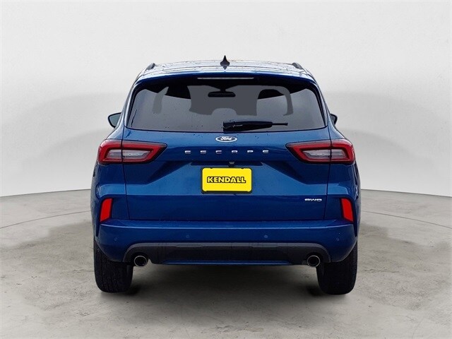 2023 Ford Escape ST-Line photo 4