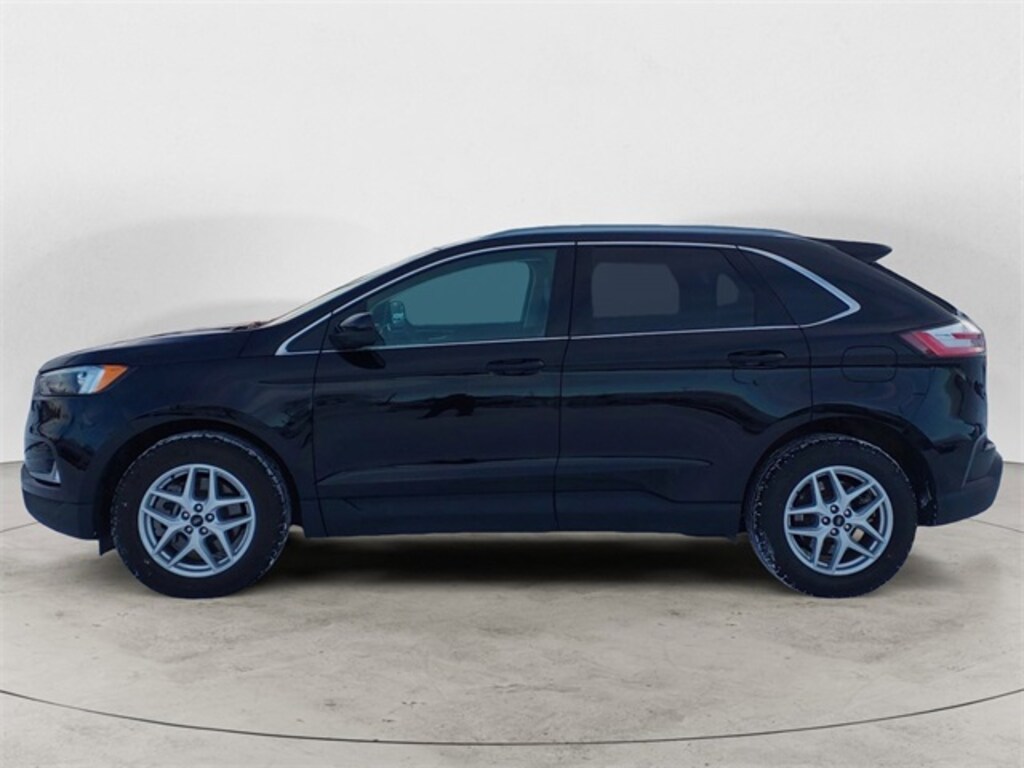 Used 2024 Ford Edge SEL SUV