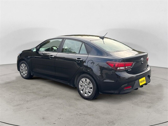 2018 Kia Rio S photo 2