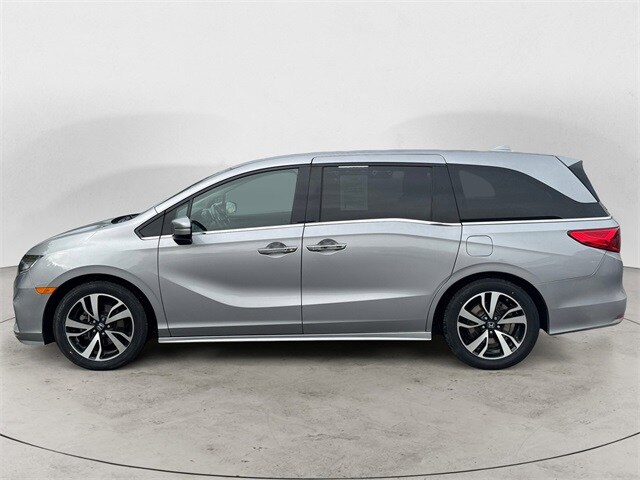 2019 Honda Odyssey Elite photo 2