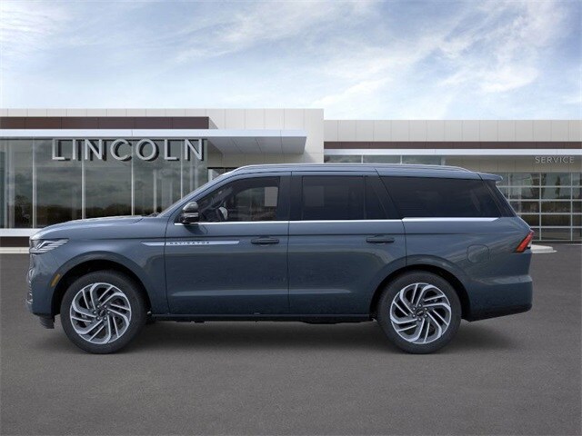 2025 Lincoln Navigator Reserve photo 3