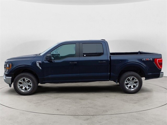 2023 Ford F-150 XLT photo 2