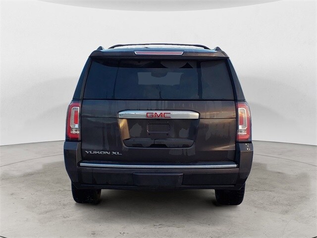 2018 Gmc Yukon XL Denali photo 3