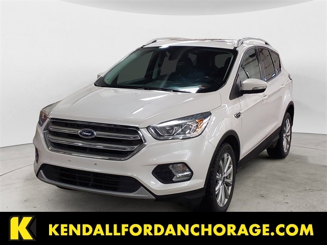 2017 Ford Escape Titanium's photo