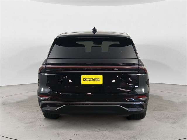 2024 Lincoln Nautilus Premiere photo 3