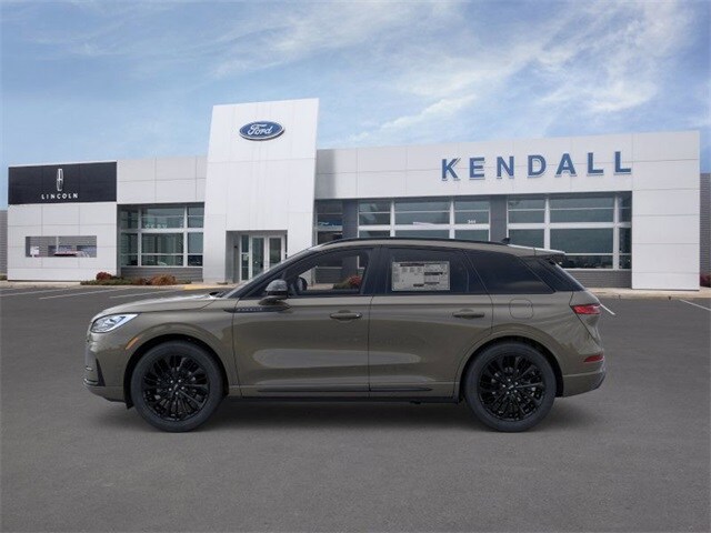 2025 Lincoln Corsair Reserve photo 3