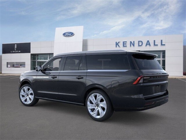 2025 Lincoln Navigator L Reserve photo 4