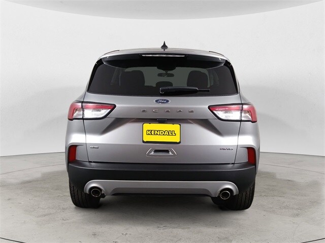 2022 Ford Escape SE photo 3