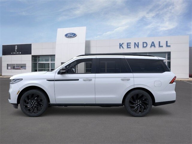 2025 Lincoln Navigator Reserve photo 3