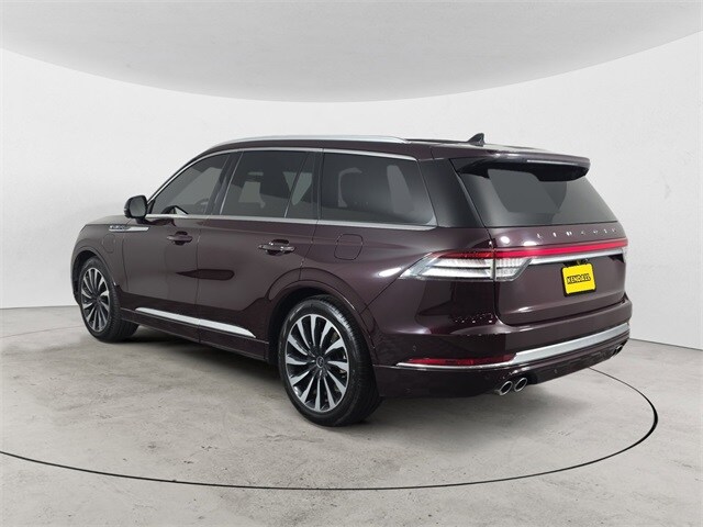 2023 Lincoln Aviator Black Label Grand Touring photo 2