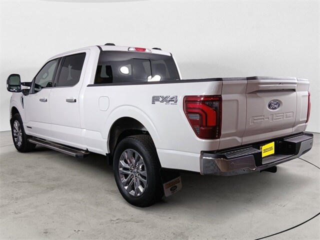 2025 Ford F-150 Lariat photo 2
