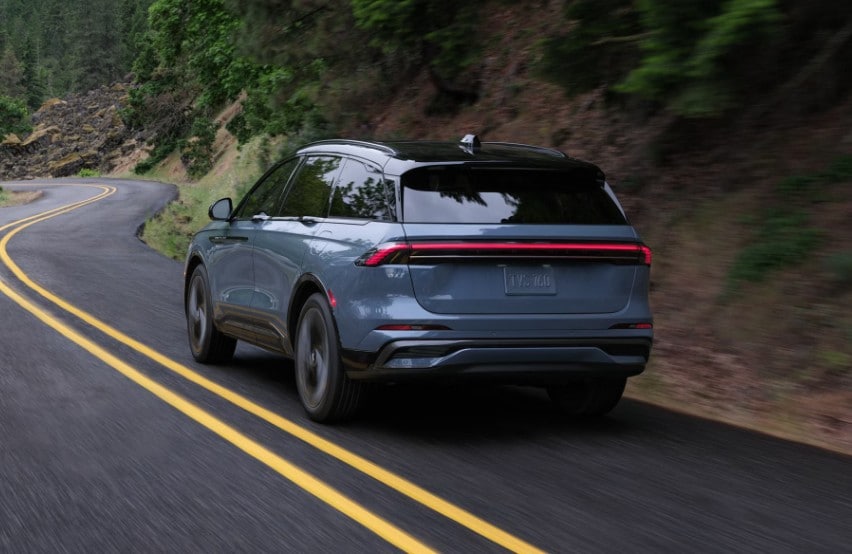 2026 Lincoln Nautilus.jpg