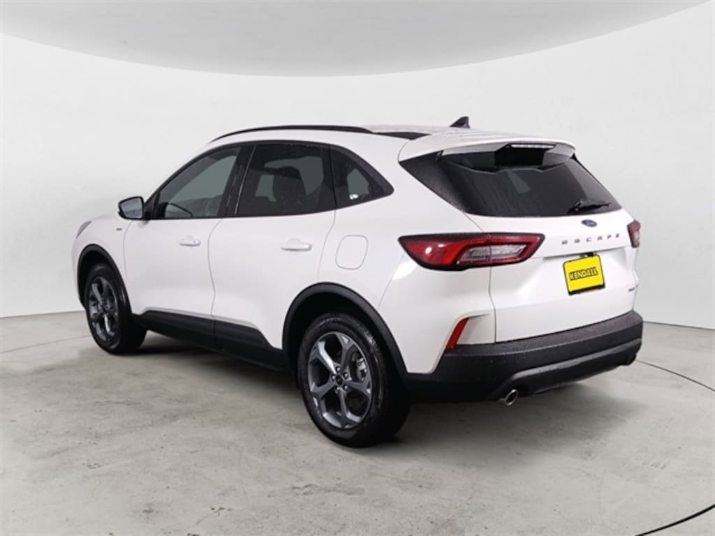 Used 2025 Ford Escape ST-Line Select SUV