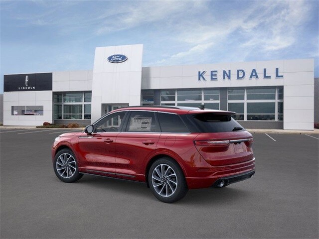 2025 Lincoln Corsair Grand Touring photo 4