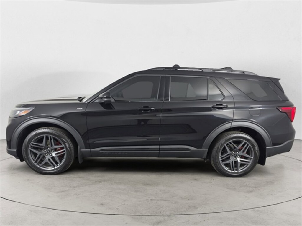 Used 2025 Ford Explorer ST-Line SUV