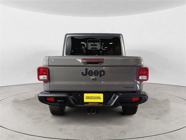 2021 Jeep Gladiator Sport S photo 3