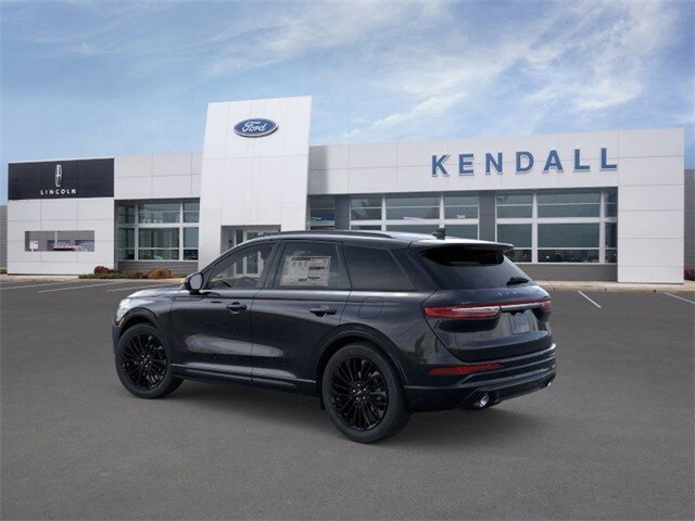 2025 Lincoln Corsair Reserve photo 2