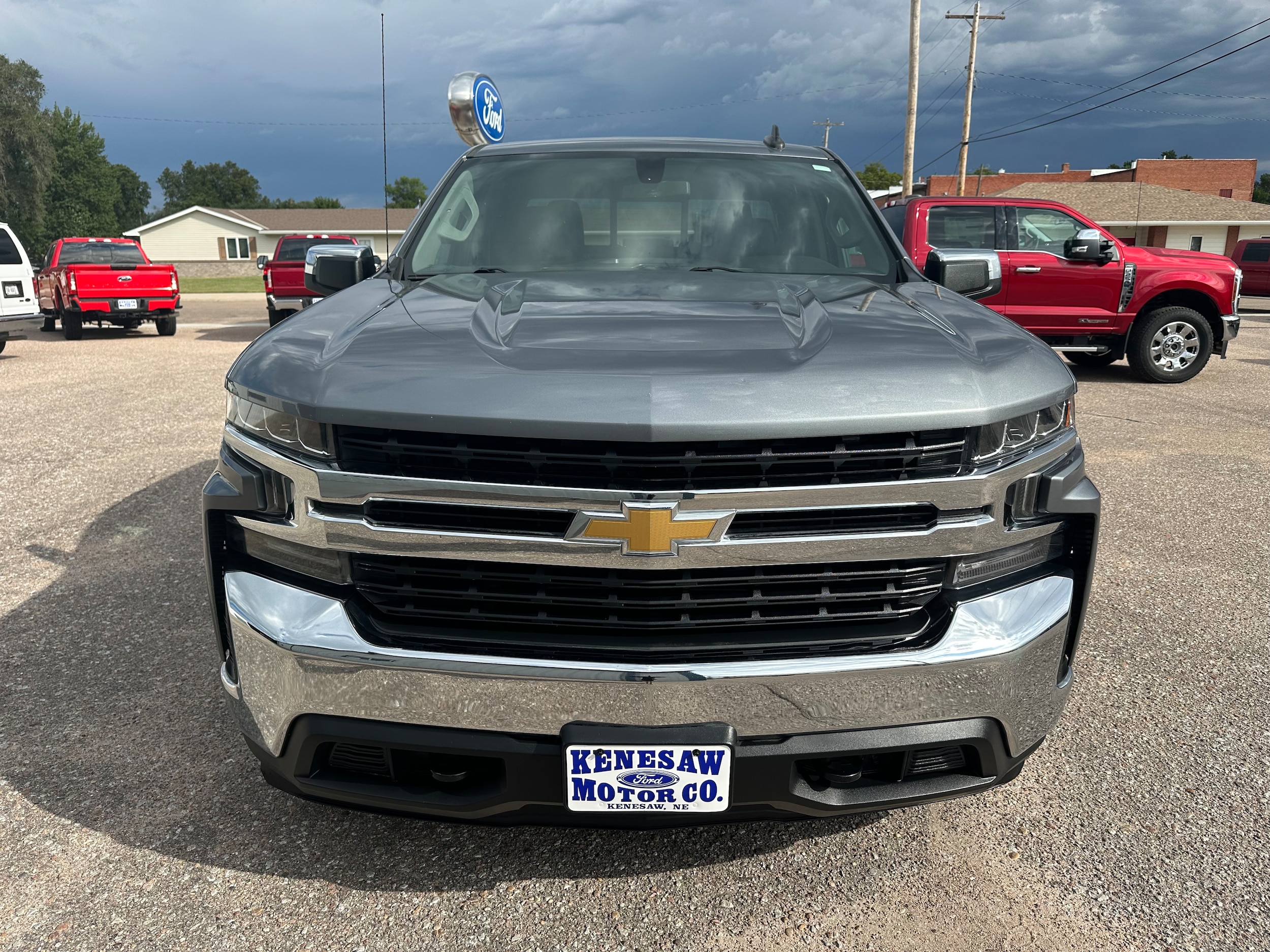 Used 2019 Chevrolet Silverado 1500 LT with VIN 1GCRYDEK4KZ328926 for sale in Kenesaw, NE