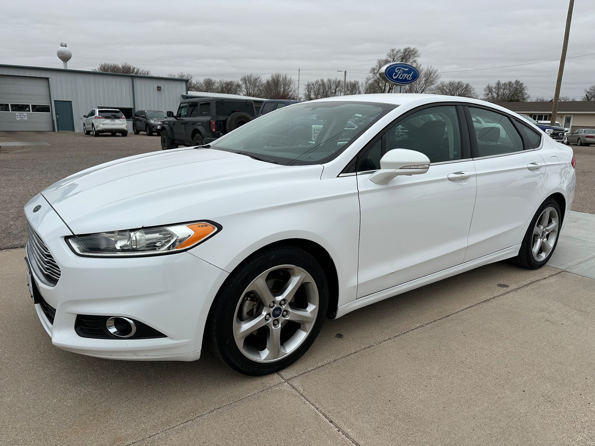 2014 Ford Fusion SE