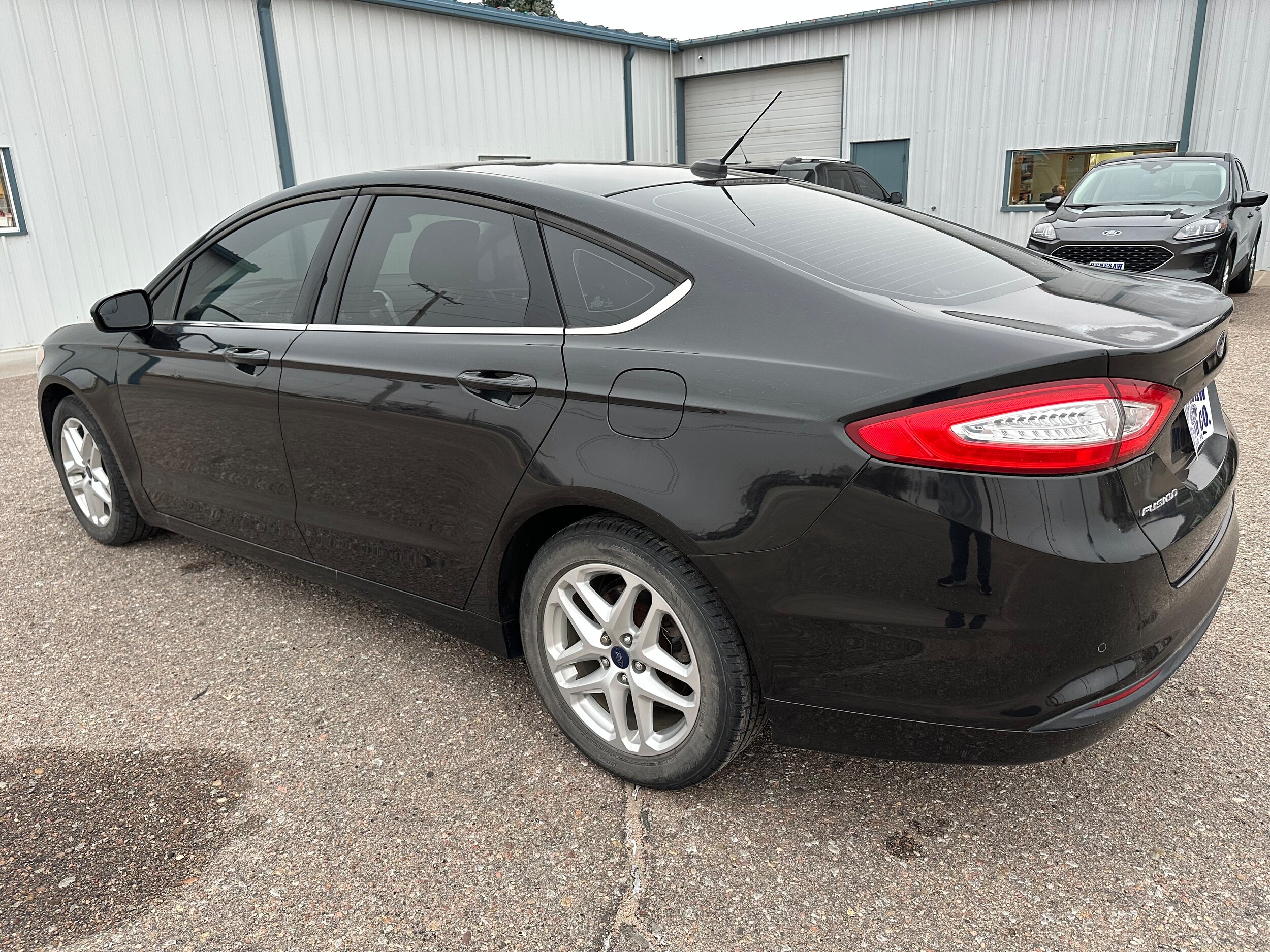 2014 Ford Fusion SE photo 4