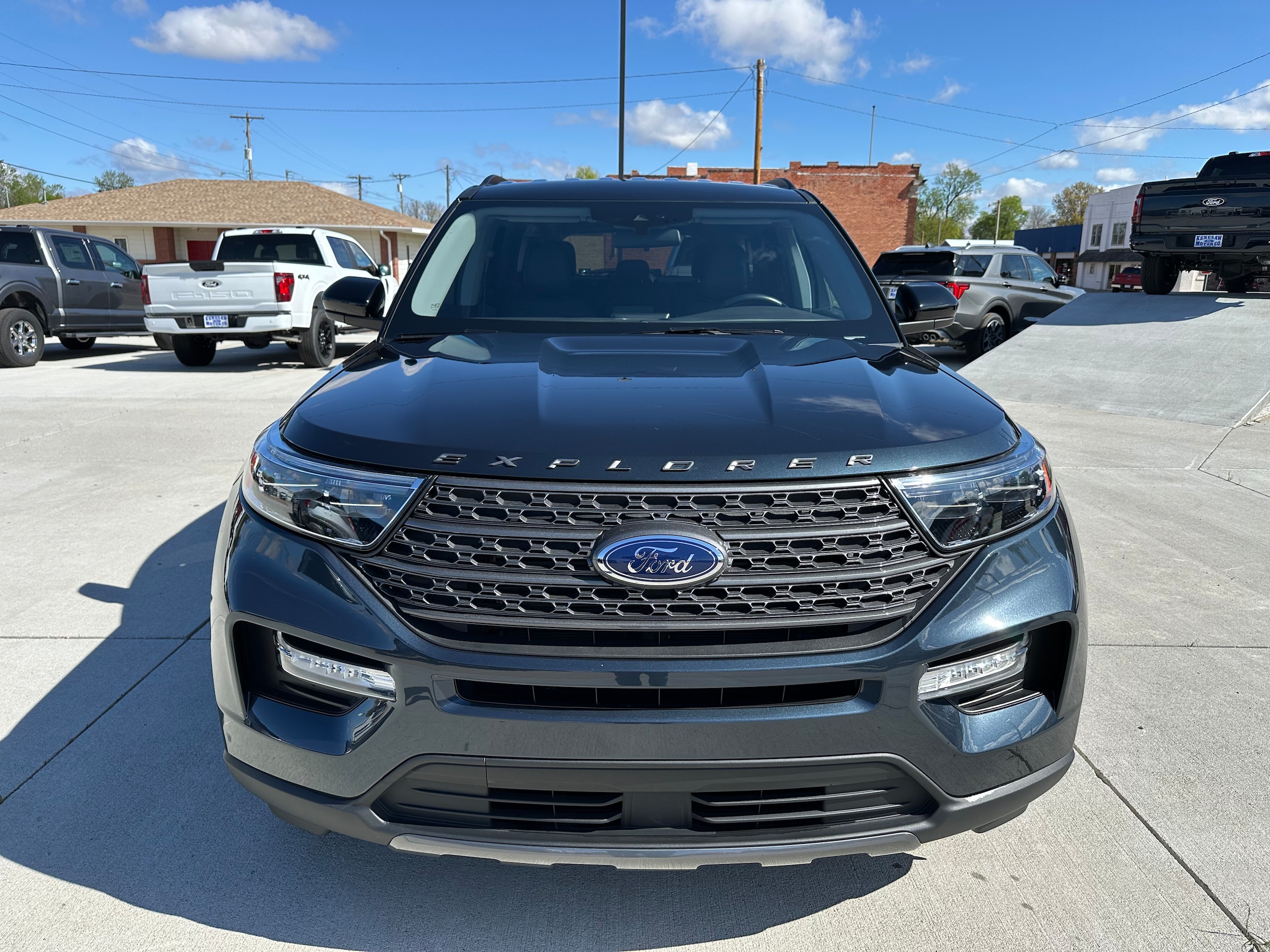Used 2023 Ford Explorer XLT with VIN 1FMSK8DH7PGA14136 for sale in Kenesaw, NE