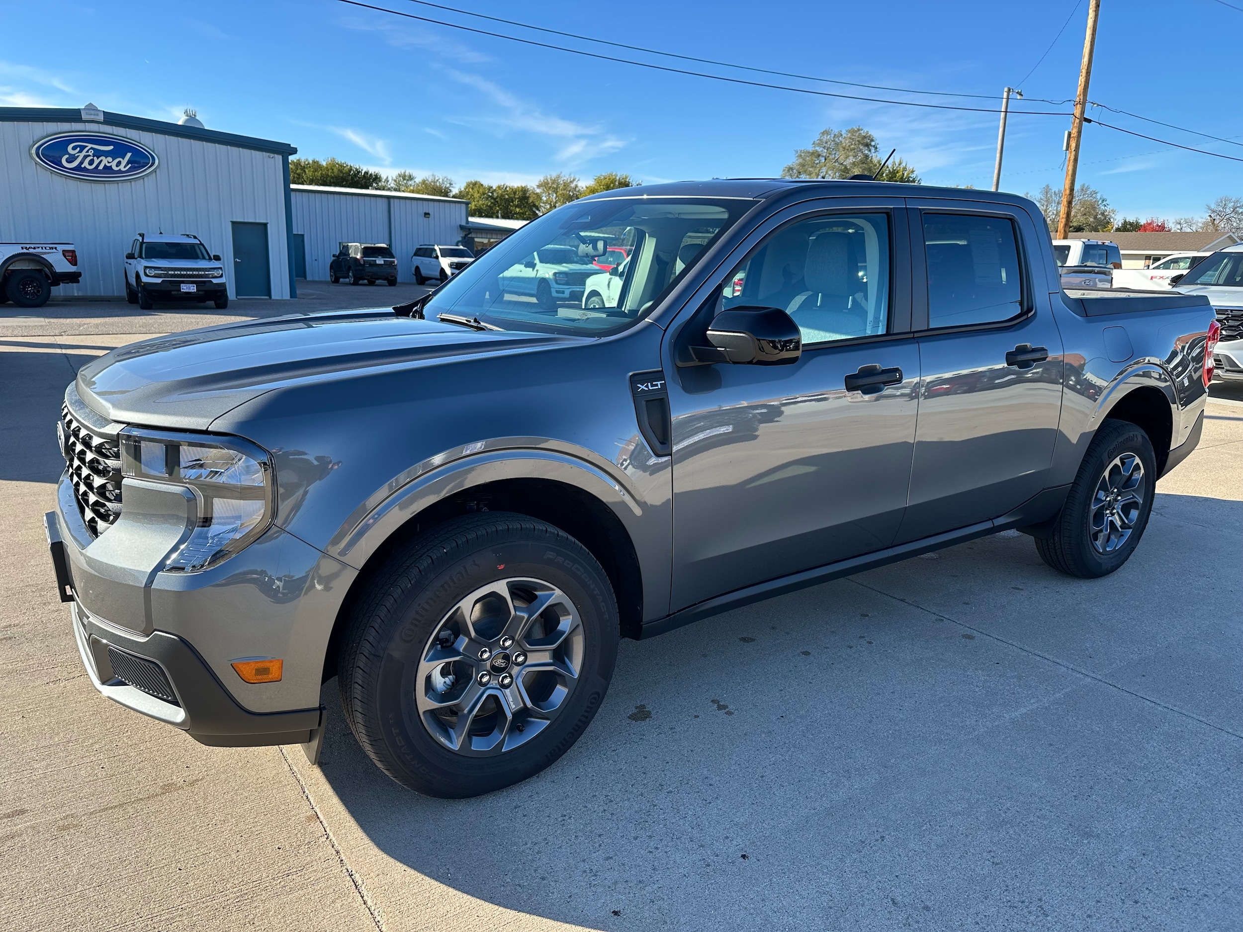 2025 Ford Maverick XLT's photo