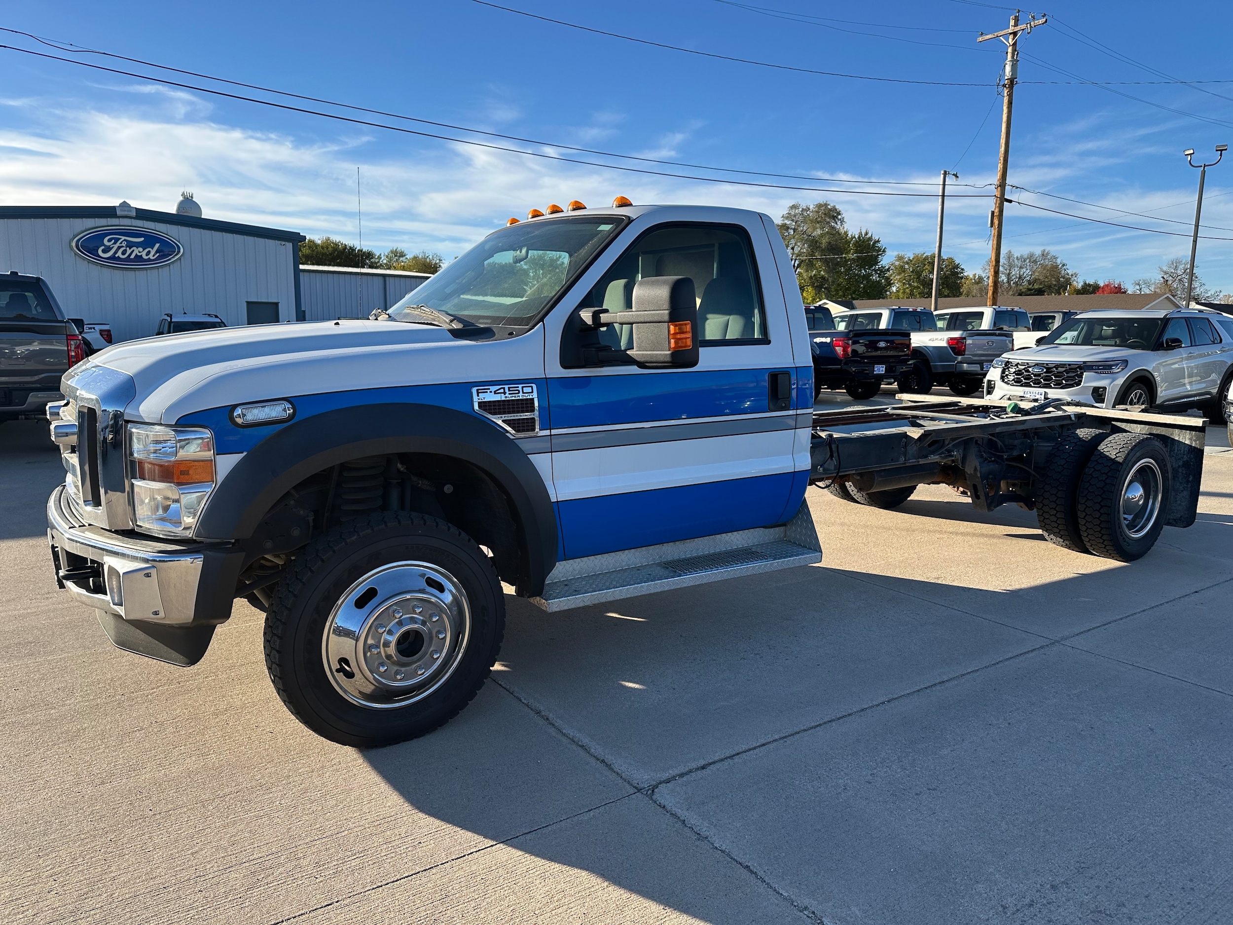 2010 Ford F-450 Super Duty Chassis Cab XLT