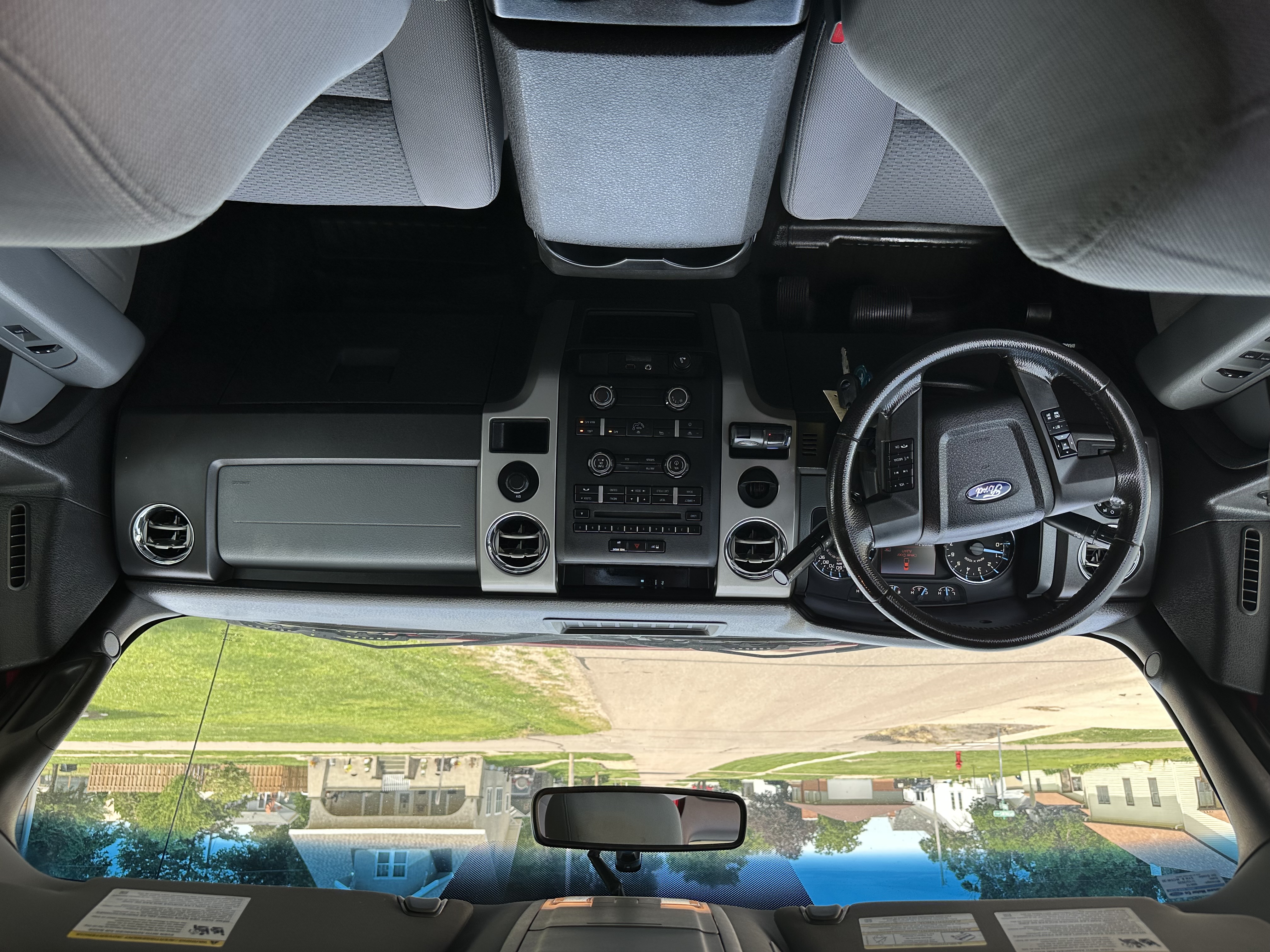 2012 Ford F-150 XLT - Photo 9