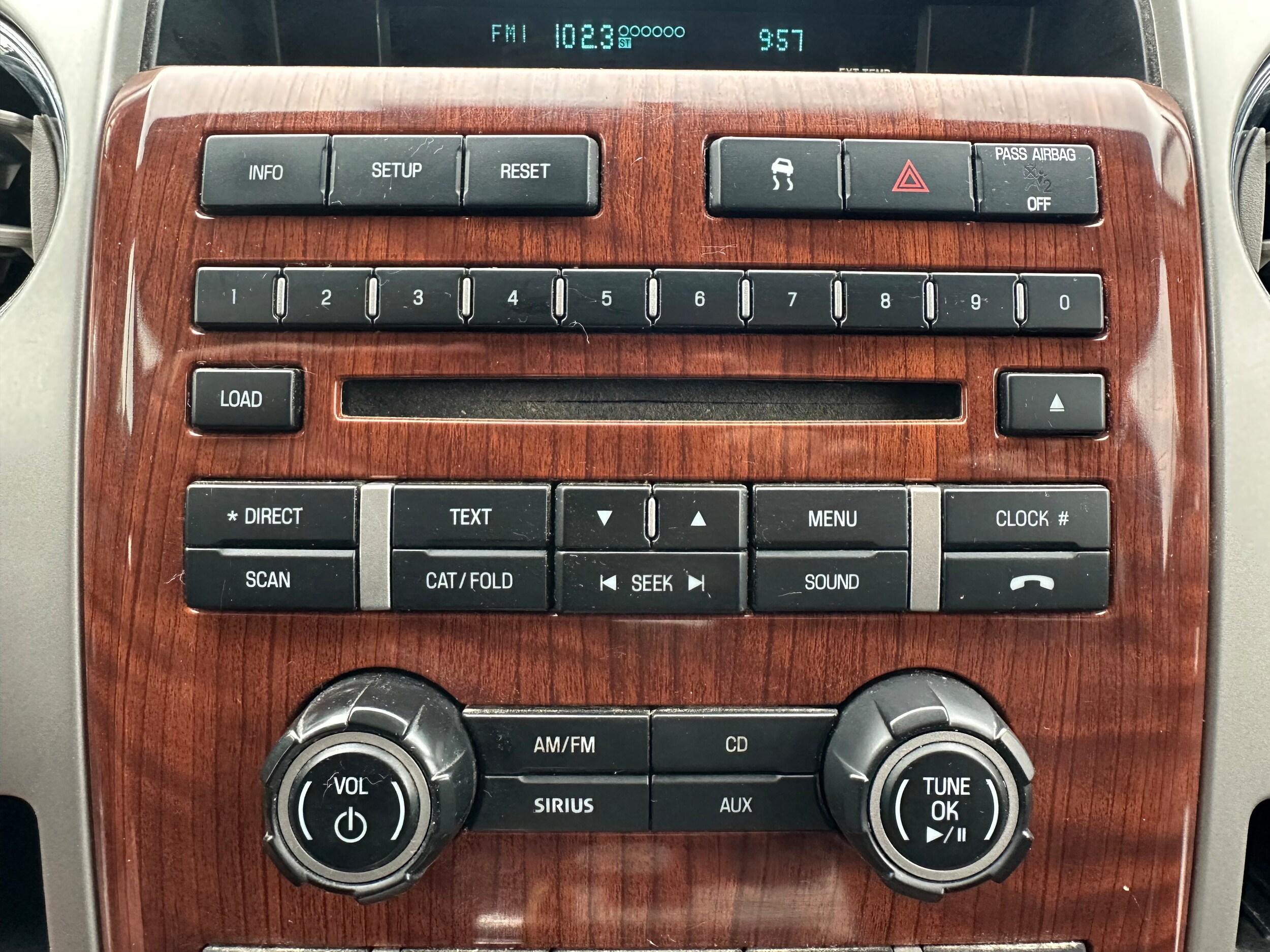 2010 Ford F-150 Lariat - Photo 16