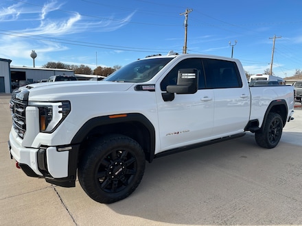 2024 GMC Sierra 2500HD AT4 Crew Cab Short Bed Truck